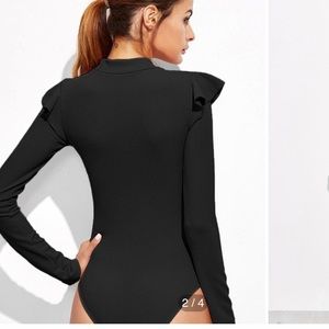 Black ruffle sleeve/ puff  shoulder bodysuit